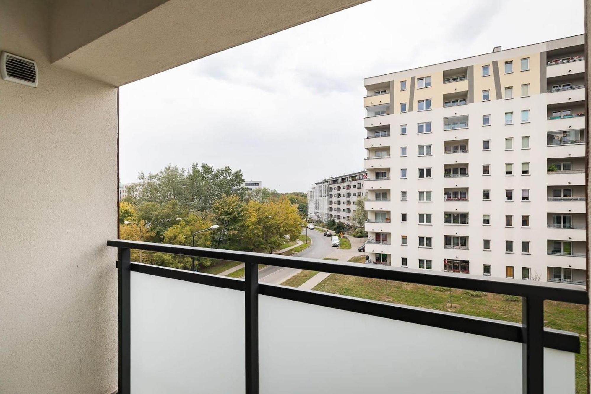 Burakowska 16 - Modern Apartment With Balcony Noclegi Renters Varşovia Exterior foto
